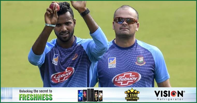 জিম্বাবুয়ের বোলিং কোচের দায়িত্বে টাইগারদের সাবেক গুরু ল্যাঙ্গাভেল্ট
